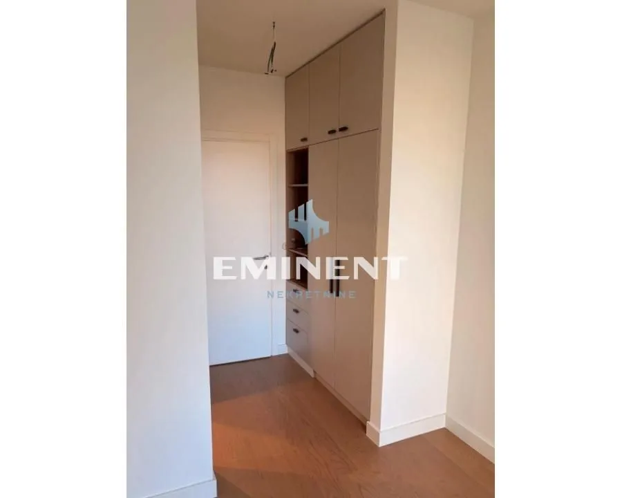 Rent, three bedroom apartment, 79m², Savski Venac, Beograd