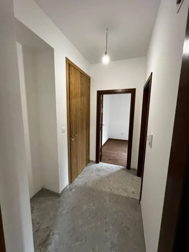 Rent, office space, 45m², Vezirov Most, Podgorica