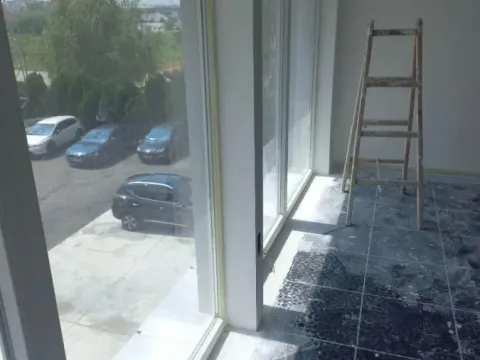 Izdavanje, poslovni prostor, 850m², Krnjaca, Palilula Sve Podlokacije - image 8