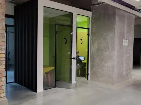 Izdavanje, poslovni prostor, 20m², Stari Grad, Beograd - image 18