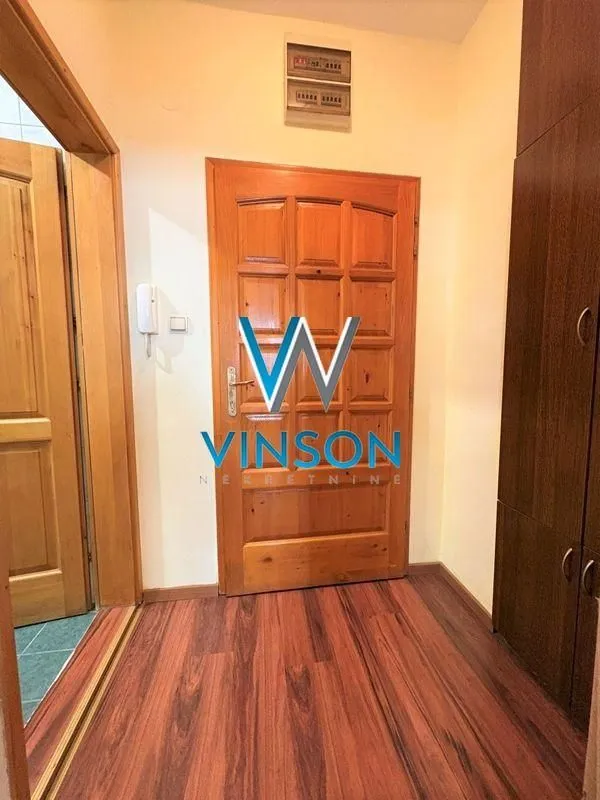 Izdavanje, jednosoban stan, 23m², Bulevar Oslobodjenja, Novi Sad Sve Podlokacije