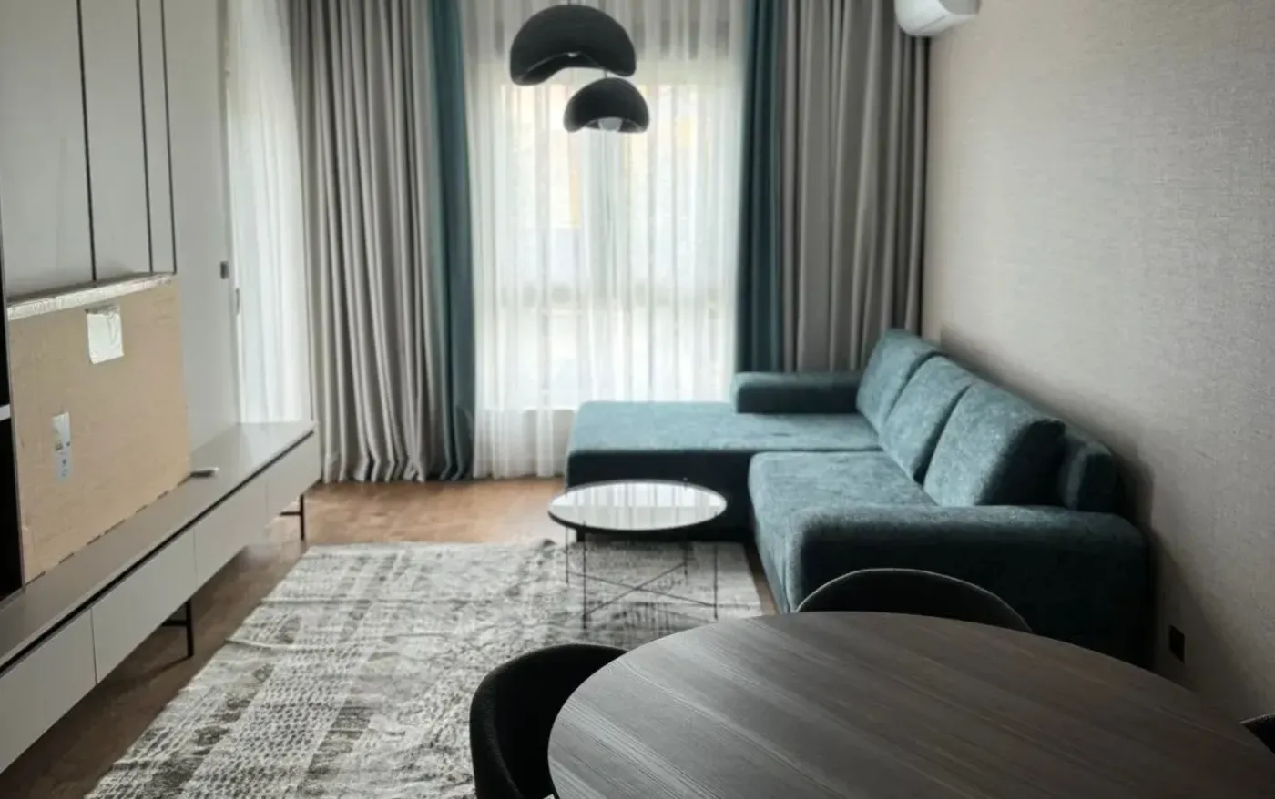 Izdavanje, jednosoban stan, 48m², Dumidran, Tivat