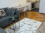 Rent, one bedroom apartment, 43m², Centar, Tivat - image 1