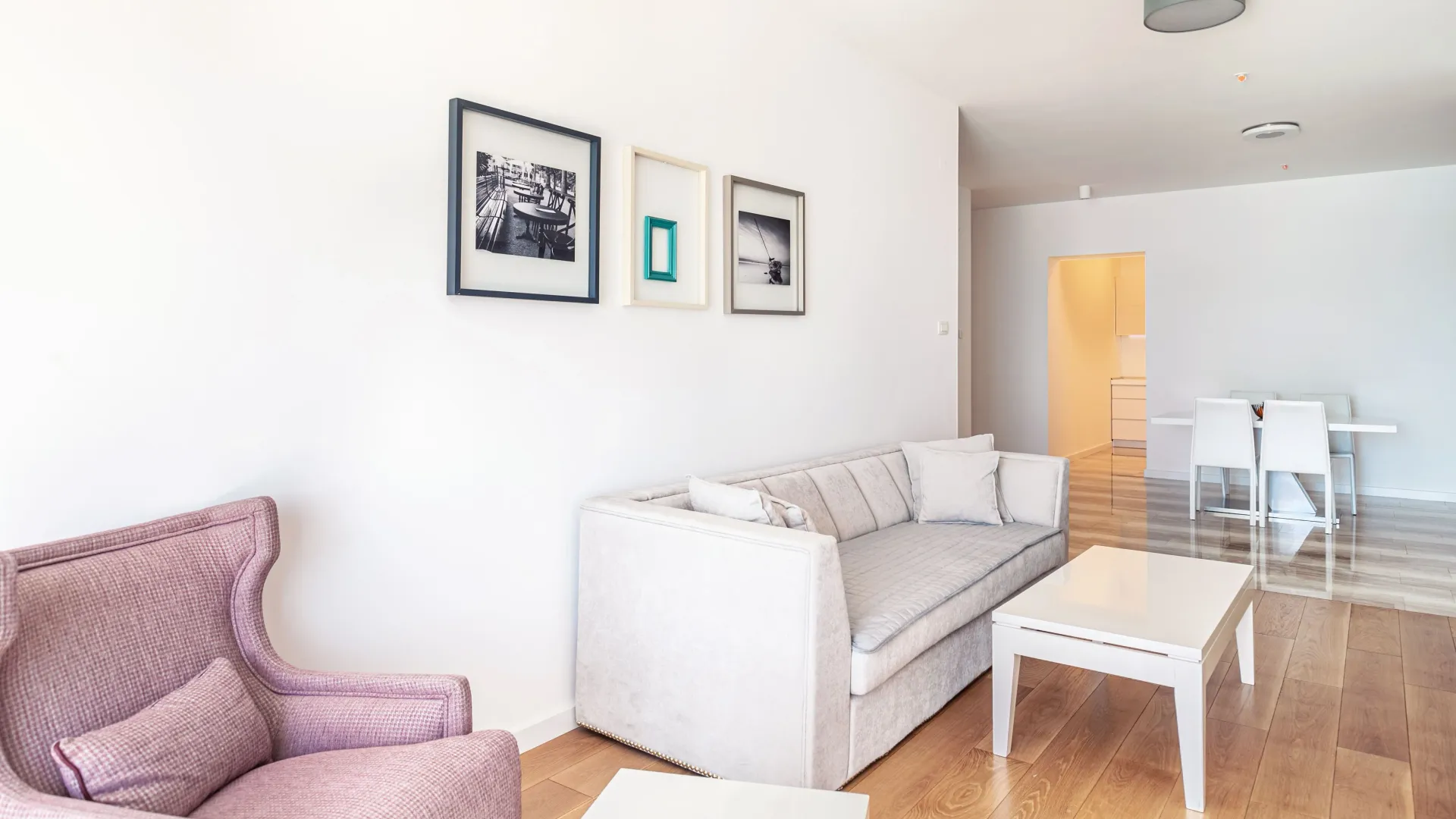 Rent, one bedroom apartment, 77m², Tre Canne, Budva