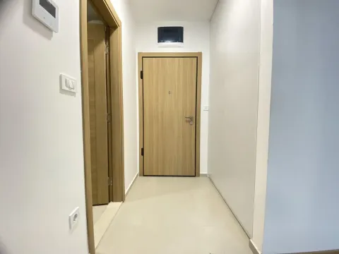 Izdavanje, jednosoban stan, 47m², City Kvart, Podgorica - image 4