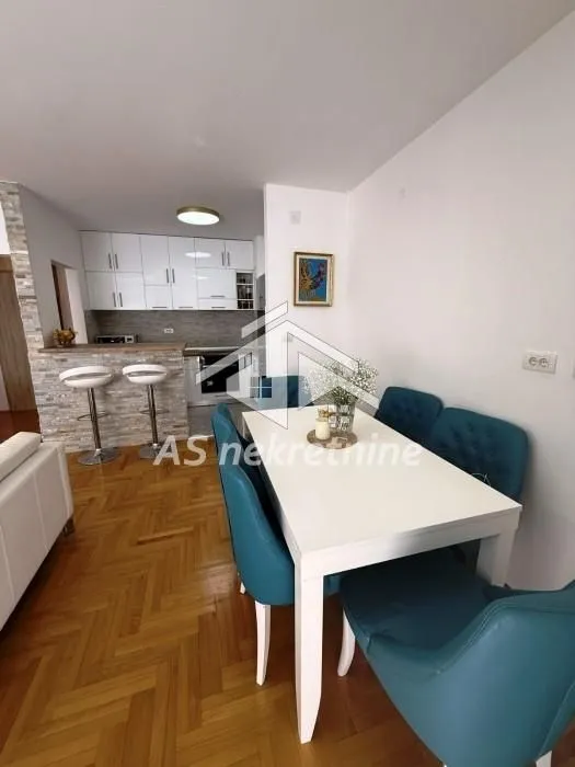 Izdavanje, trosoban stan, 53m², Voždovac Sve Podlokacije, Beograd