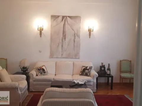 Izdavanje, četvorosoban stan, 120m², Stari Grad, Beograd - image 5