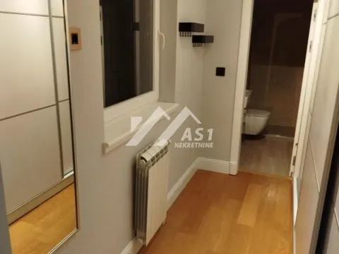 Izdavanje, kuća, 180m², Ledinci, Petrovaradin - image 7