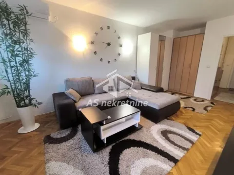 Izdavanje, stan, 45m², Gradska Bolnica, Zvezdara Sve Podlokacije - image 3