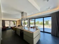 Prodaja, kuća, 330m², Masline, Podgorica - image 4