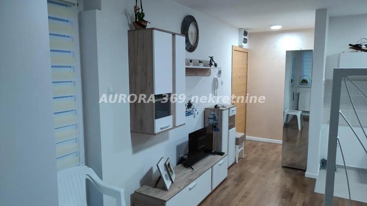 Izdavanje, garsonjera, 36m², Veternik, Novi Sad Sve Podlokacije