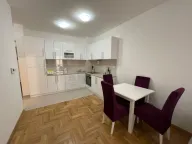 Rent, one bedroom apartment, 40m², Budva, Crna Gora - image 7