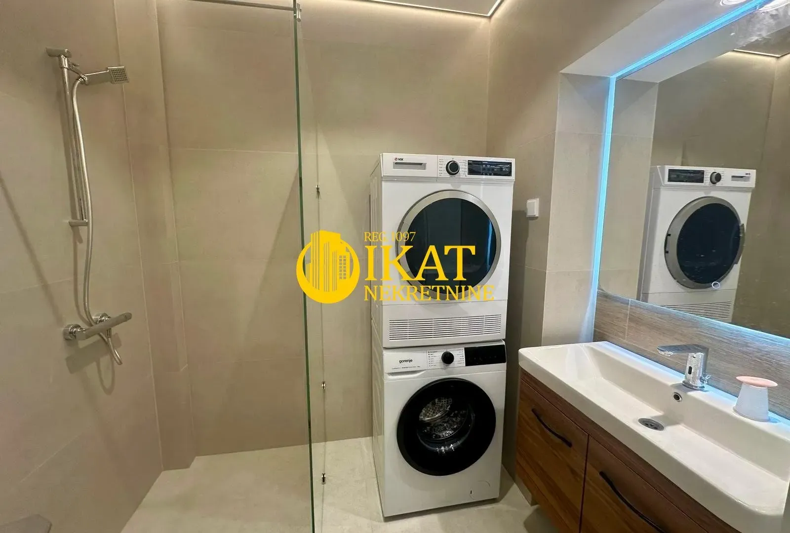 Sale, two bedroom apartment, 49m², Slavija, Vračar Sve Podlokacije