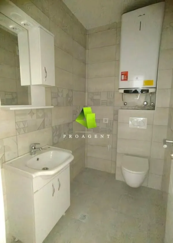 Prodaja, trosoban stan, 79m², Medijana, Niš