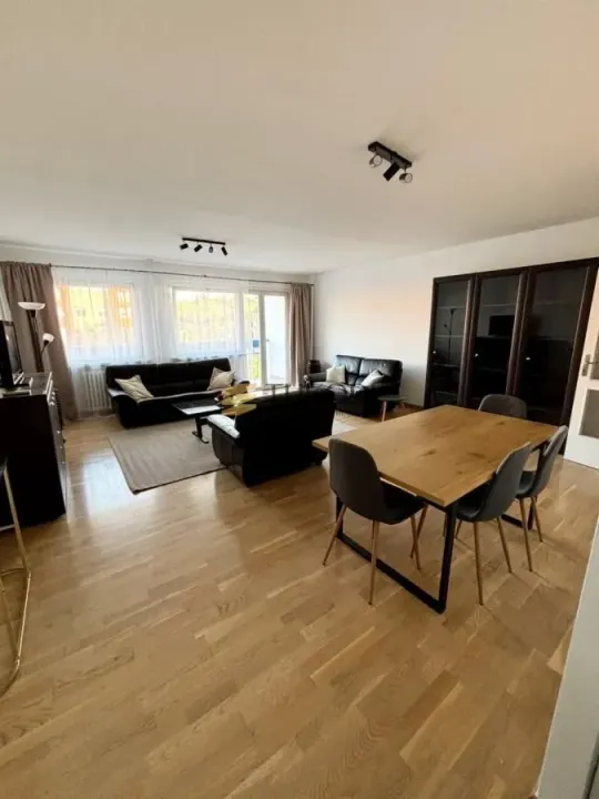 Izdavanje, četvorosoban stan, 100m², Novi Beograd Blok 61, Novi Beograd Sve Podlokacije