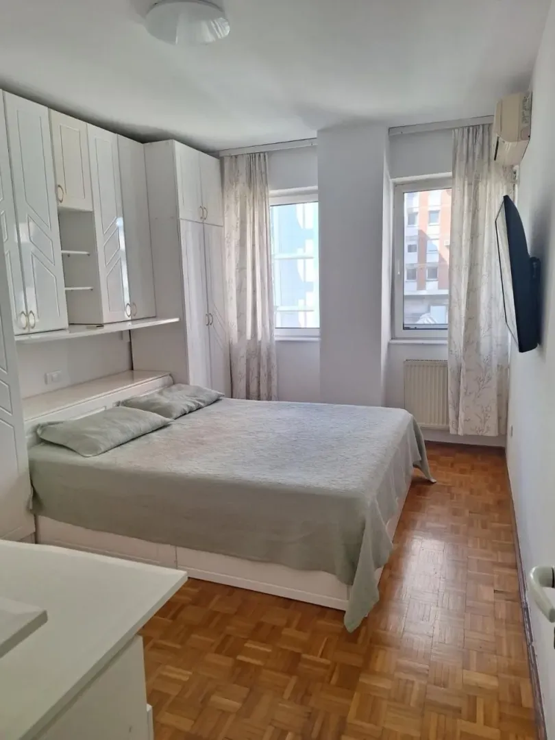 Rent, two bedroom apartment, 55m², Tašmajdan, Palilula Sve Podlokacije