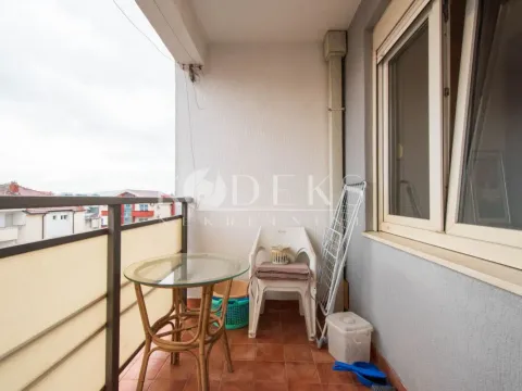 Rent, two bedroom apartment, 61m², Blok 9, Podgorica - image 8