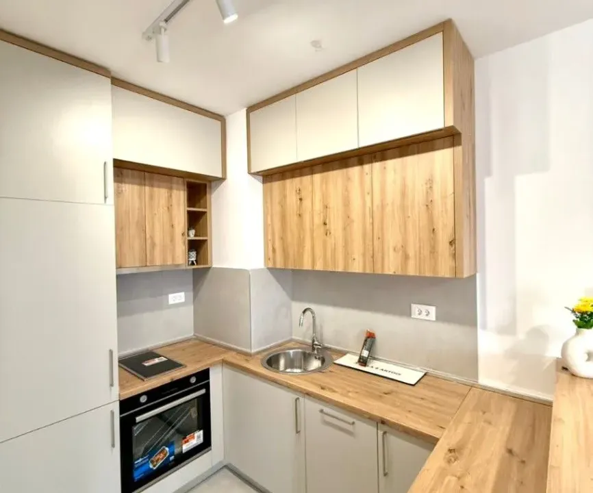 Izdavanje, jednosoban stan, 47m², Stari Aerodrom, Podgorica