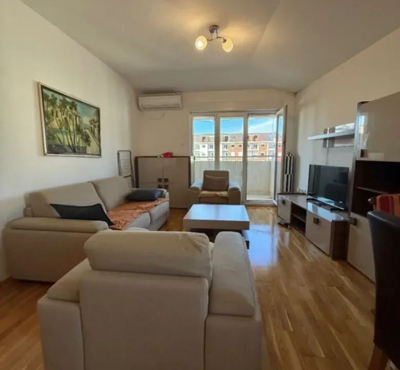 Izdavanje, dvosoban stan, 60m², Ljubović, Podgorica