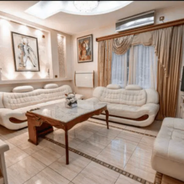 Rent, house, 450m², Bečići, Budva
