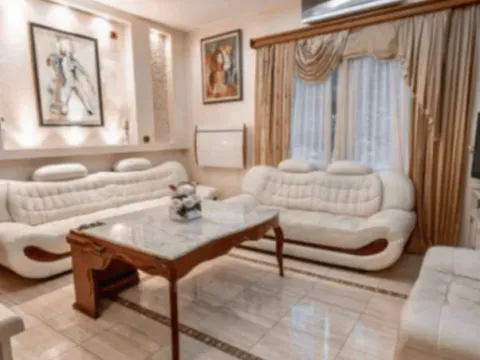 Izdavanje, kuća, 450m², Bečići, Budva - image 5