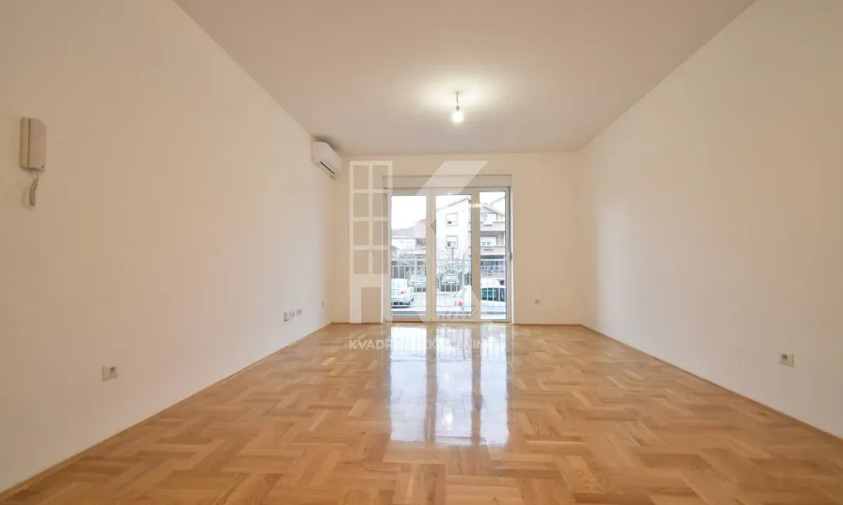 Rent, one bedroom apartment, 56m², Stari Aerodrom, Podgorica