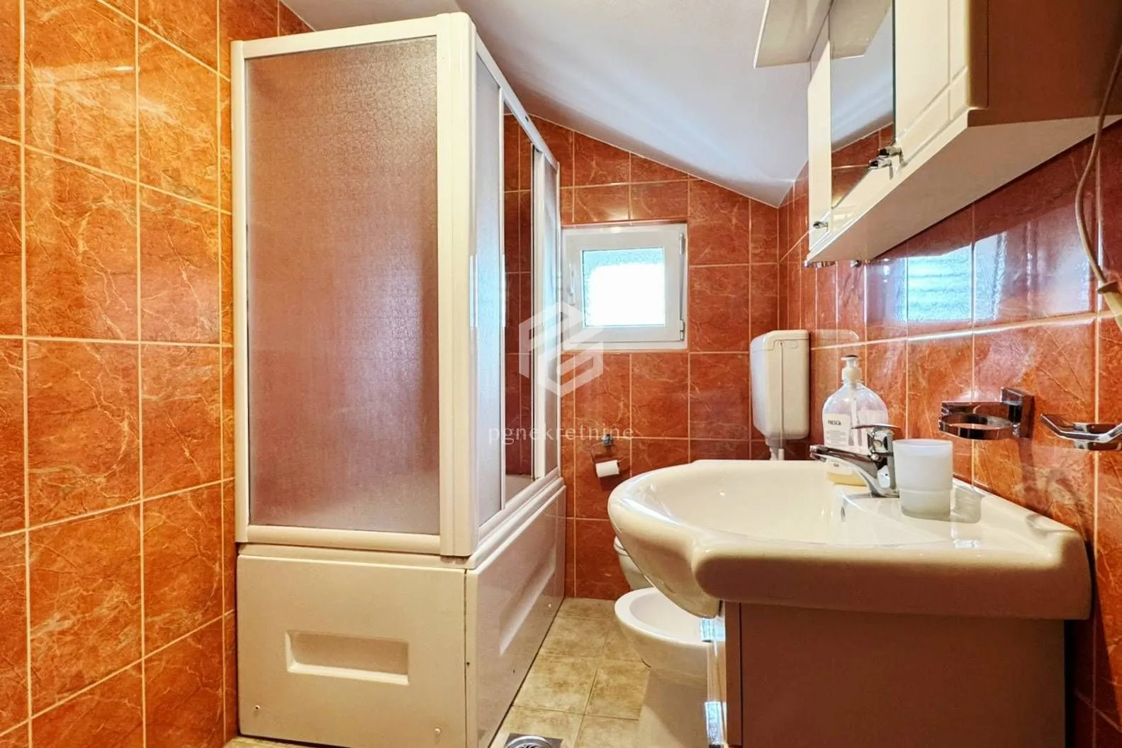 Rent, two bedroom apartment, 70m², Dalmatinska ulica, Podgorica