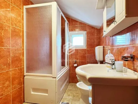 Izdavanje, dvosoban stan, 70m², Stari Aerodrom, Podgorica - image 18