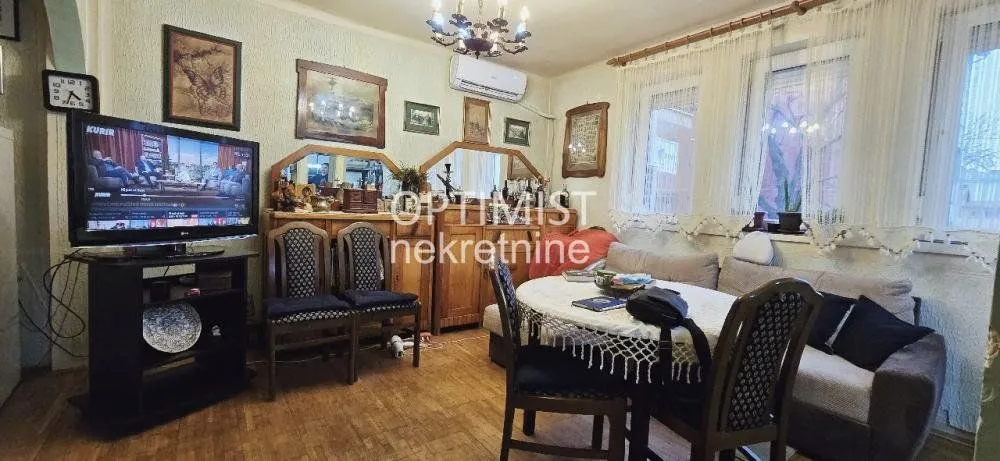 Prodaja, trosoban stan, 64m², Karaburma, Palilula Sve Podlokacije