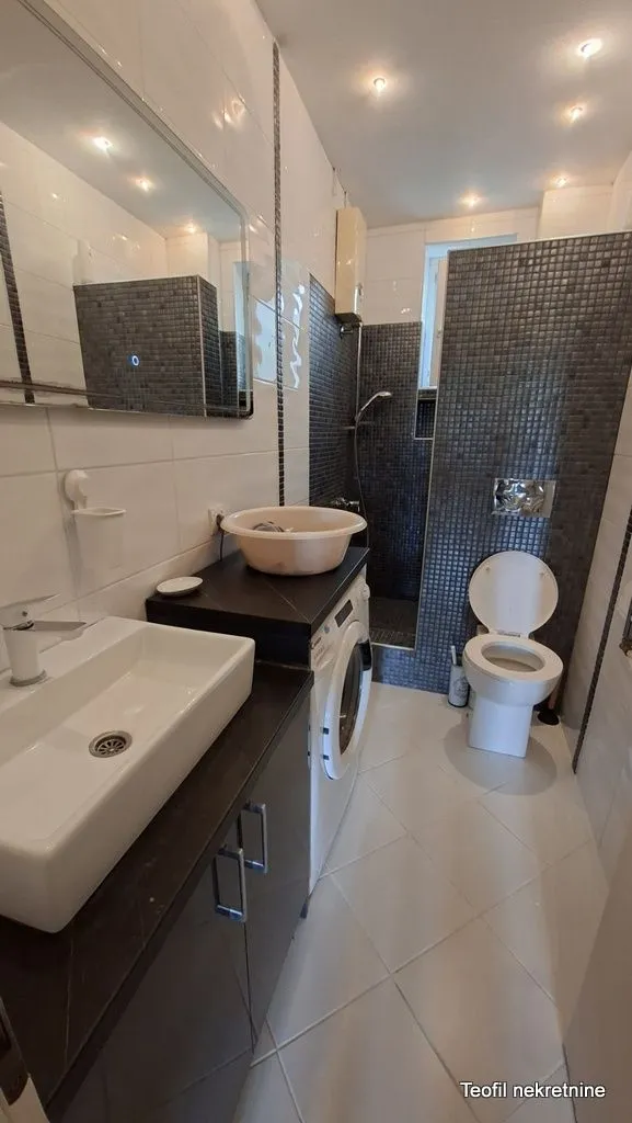 Izdavanje, dvosoban stan, 70m², Stari Grad, Beograd