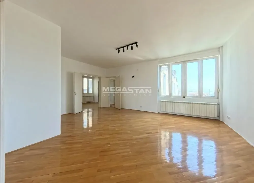 Izdavanje, stan, 160m², Stari Grad, Beograd