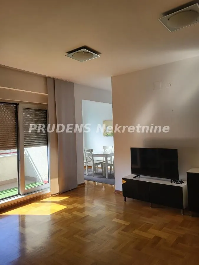 Sale, two bedroom apartment, 59m², Crveni Krst, Beograd