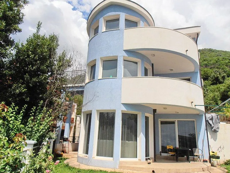 Sale, house, 168m², Baošići, Herceg Novi