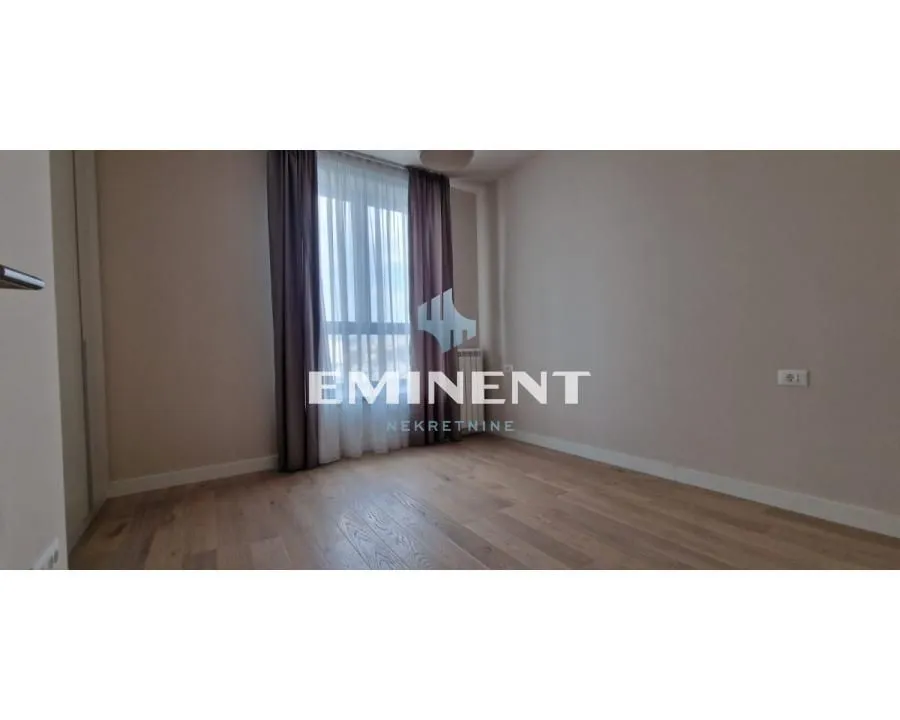 Prodaja, trosoban stan, 90m², Savski Venac, Beograd