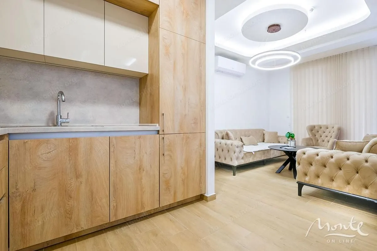 Prodaja, garsonjera, 57m², Rafailovići, Budva