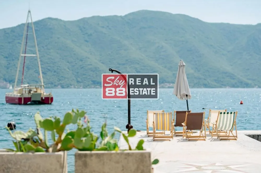 Prodaja, kuća, 450m², Kotor, Crna Gora