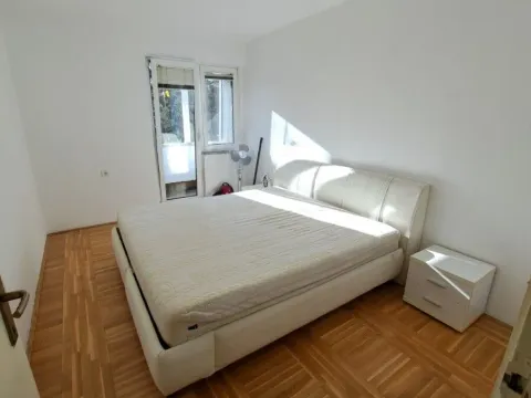 Rent, one bedroom apartment, 40m², Preko Morače, Podgorica - image 12