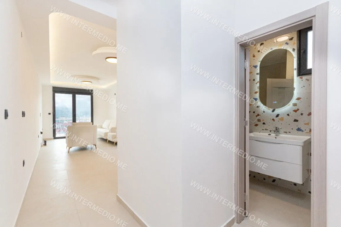 Sale, one bedroom apartment, 47m², Đenovići, Herceg Novi