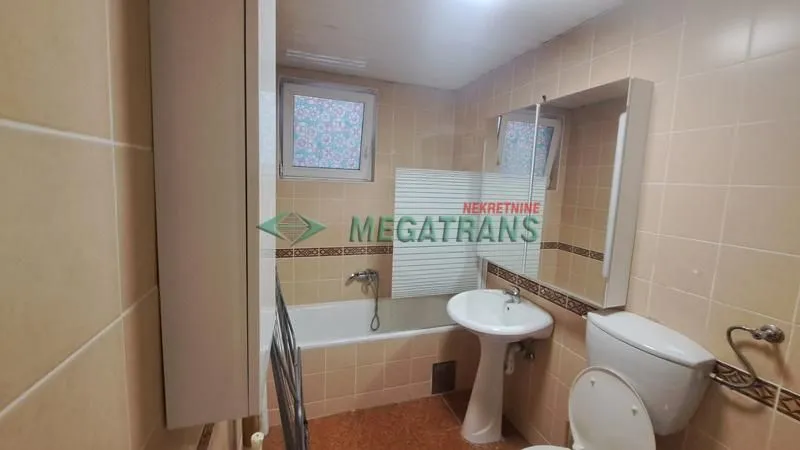 Izdavanje, dvosoban stan, 46m², Podbara, Novi Sad Sve Podlokacije