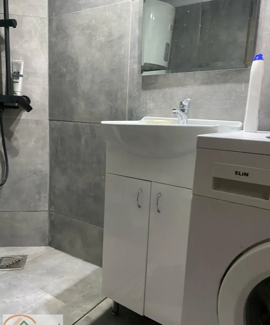 Prodaja, dvosoban stan, 108m², Crveni Krst, Beograd