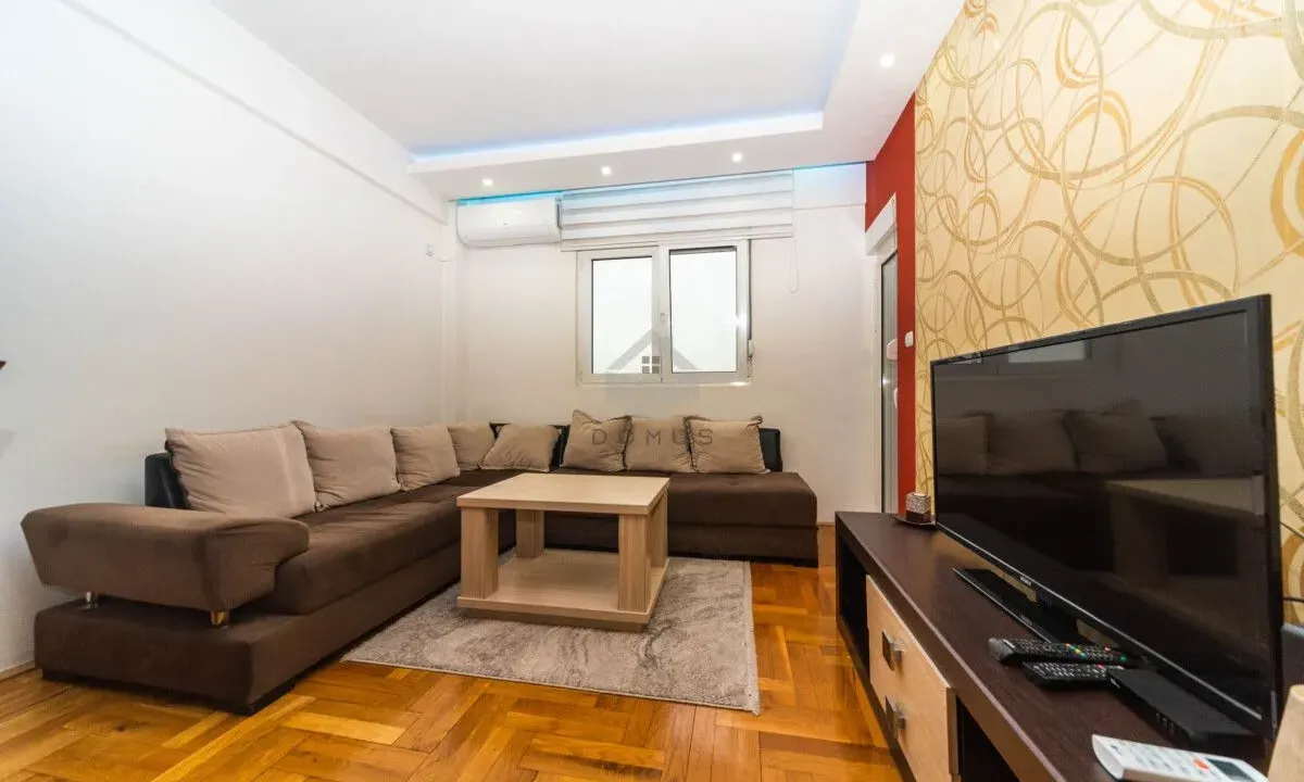 Rent, one bedroom apartment, 40m², Stari Aerodrom, Podgorica