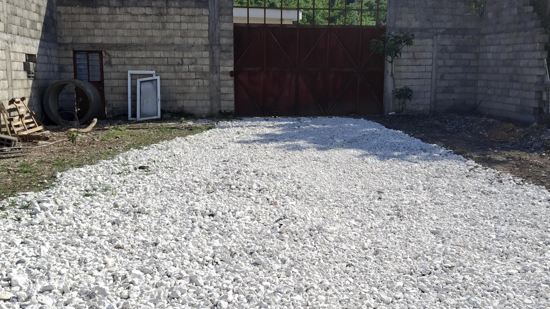 Izdavanje, plac, 1100m², Mareza, Podgorica