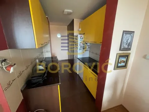 Sale, three bedroom apartment, 75m², Medaković Sve Podlokacije, Beograd - image 8
