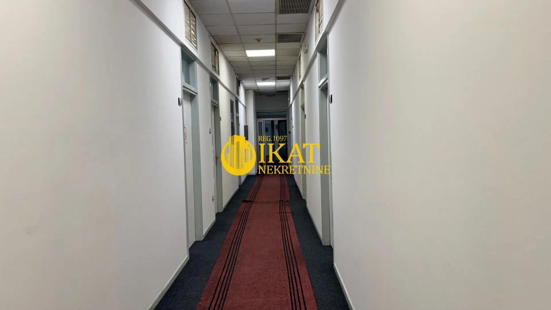 Rent, office space, 34m², Južni Bulevar, Vračar Sve Podlokacije