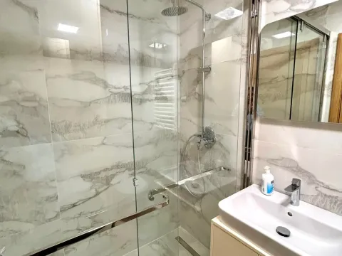Izdavanje, jednosoban stan, 47m², New City, Podgorica - image 11