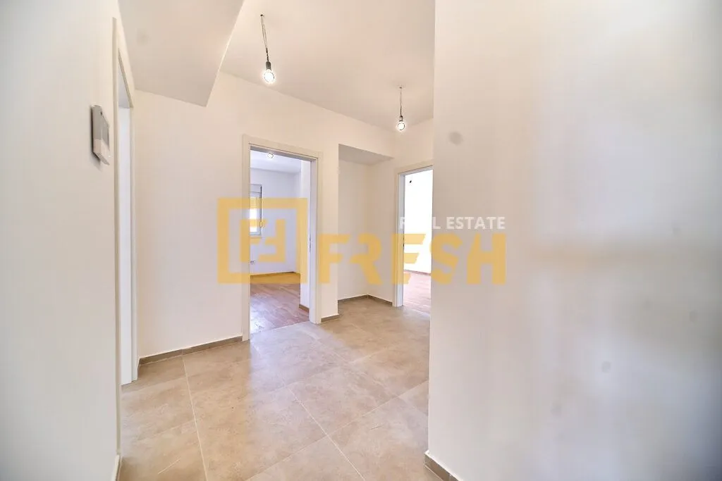 Prodaja, trosoban stan, 104m², Stari Aerodrom, Podgorica
