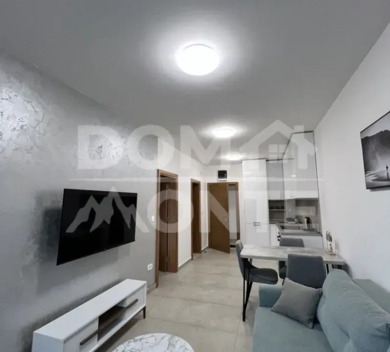 Izdavanje, jednosoban stan, 45m², Dumidran, Tivat