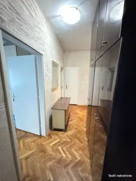 Sale, two bedroom apartment, 57m², Zemun Marije Bursać, Zemun Sve Podlokacije - image 9