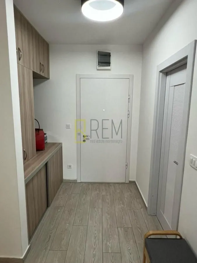 Sale, two bedroom apartment, 90m², Bečići, Budva