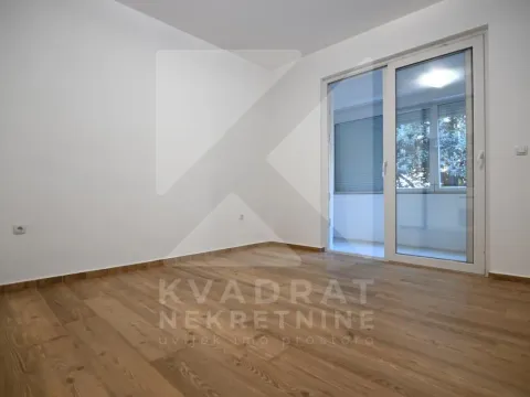 Rent, two bedroom apartment, 68m², Centar, Podgorica - image 9